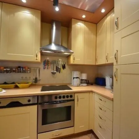 Holiday home Haus Strandflieder *